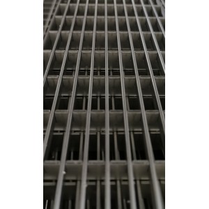 Ανοξείδωτες σχάρες δαπέδου Ανοξείδωτα Συστήματα Αποστράγγισης